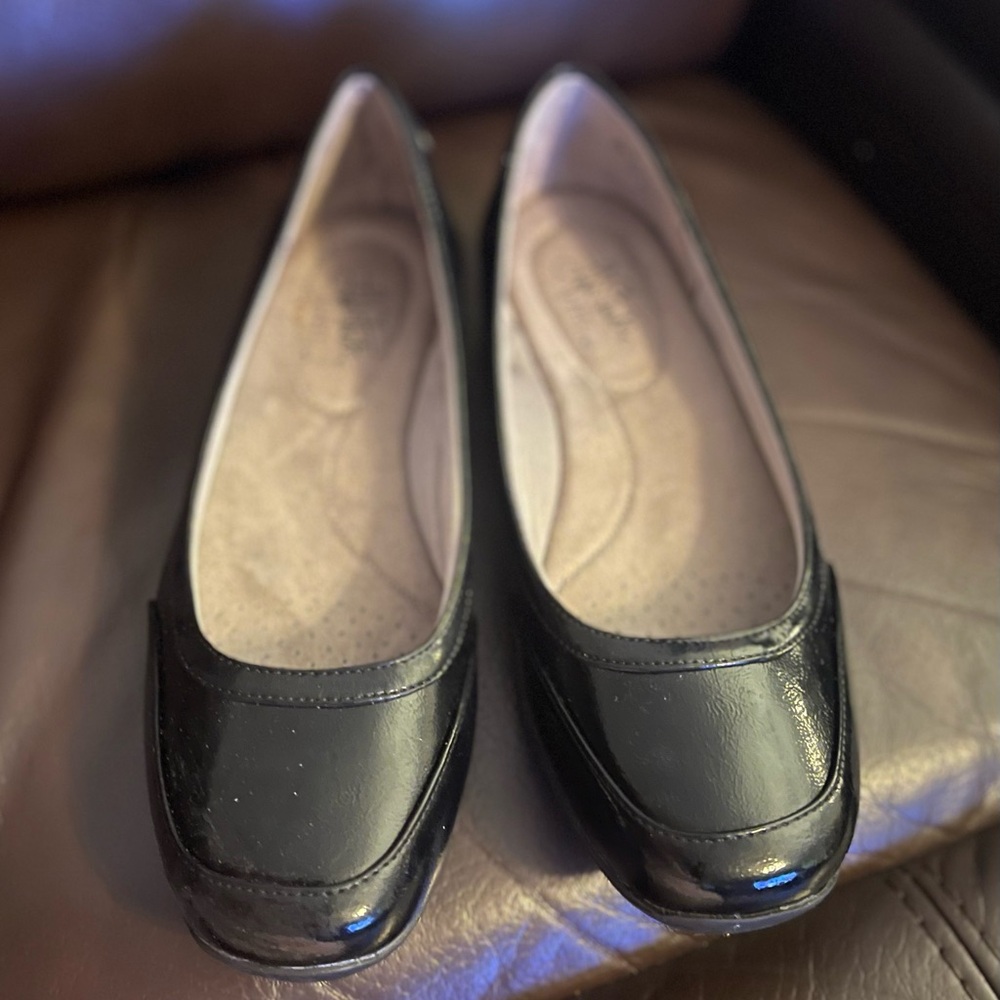 Life Stride Black Women's Loafers